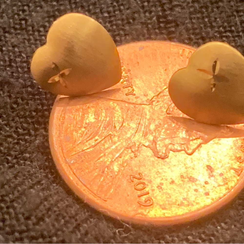 14k Solid Gold Stud - image 4